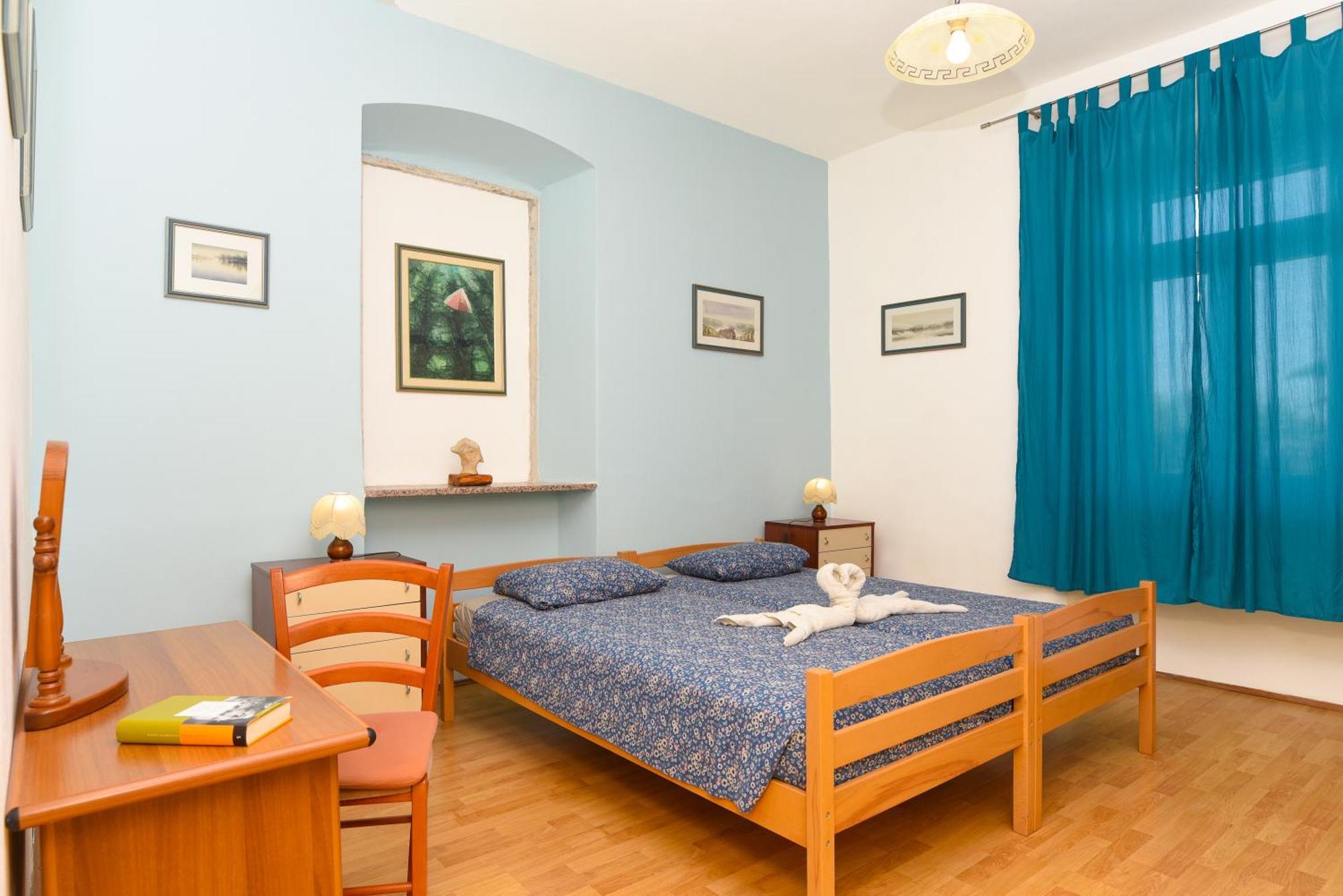 Apartmani Zupanic โคโรมาชโน ภายนอก รูปภาพ